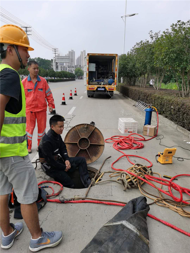 常平镇翻衬法管道修复技术主要工序